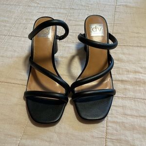 DV slip on heels